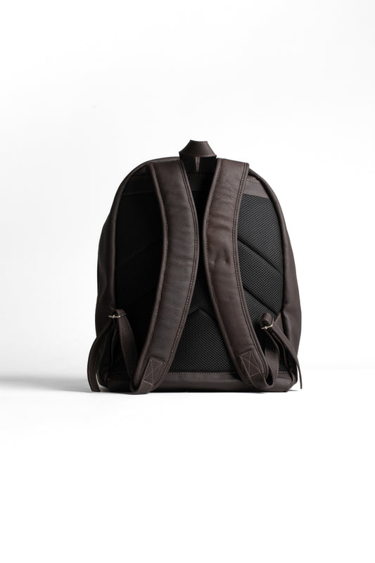Mochila Couro Com Bolso Frontal Com Zíper - Cafe