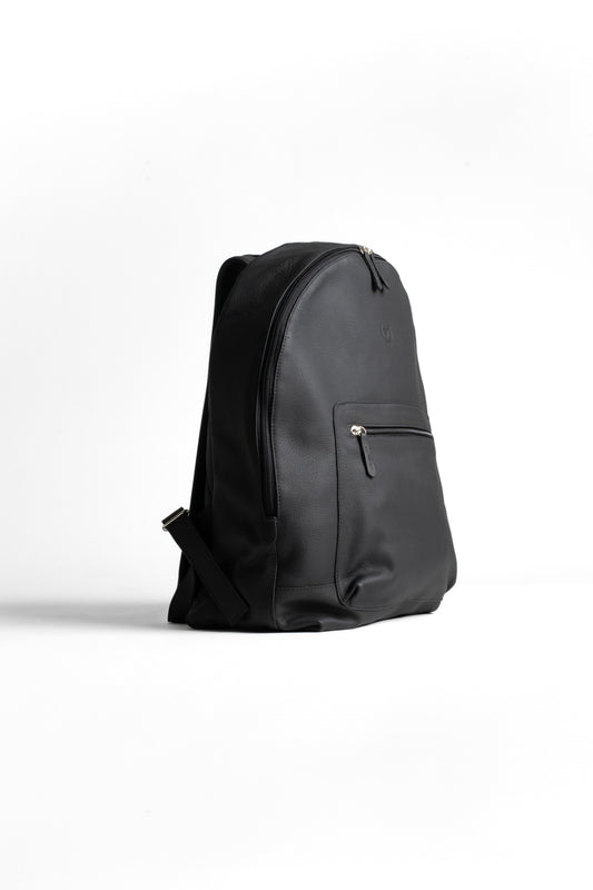 Mochila Couro Com Bolso Frontal Com Zíper - Preto
