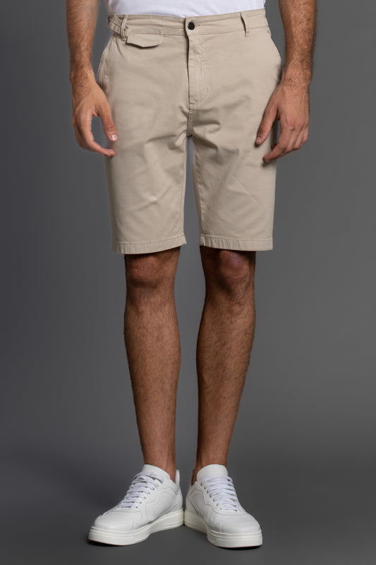 Bermuda Chino Com Ajuste - Khaki