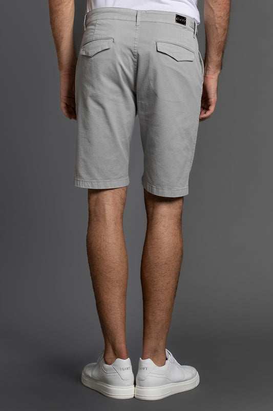 Bermuda Chino Com Ajuste - Cinza