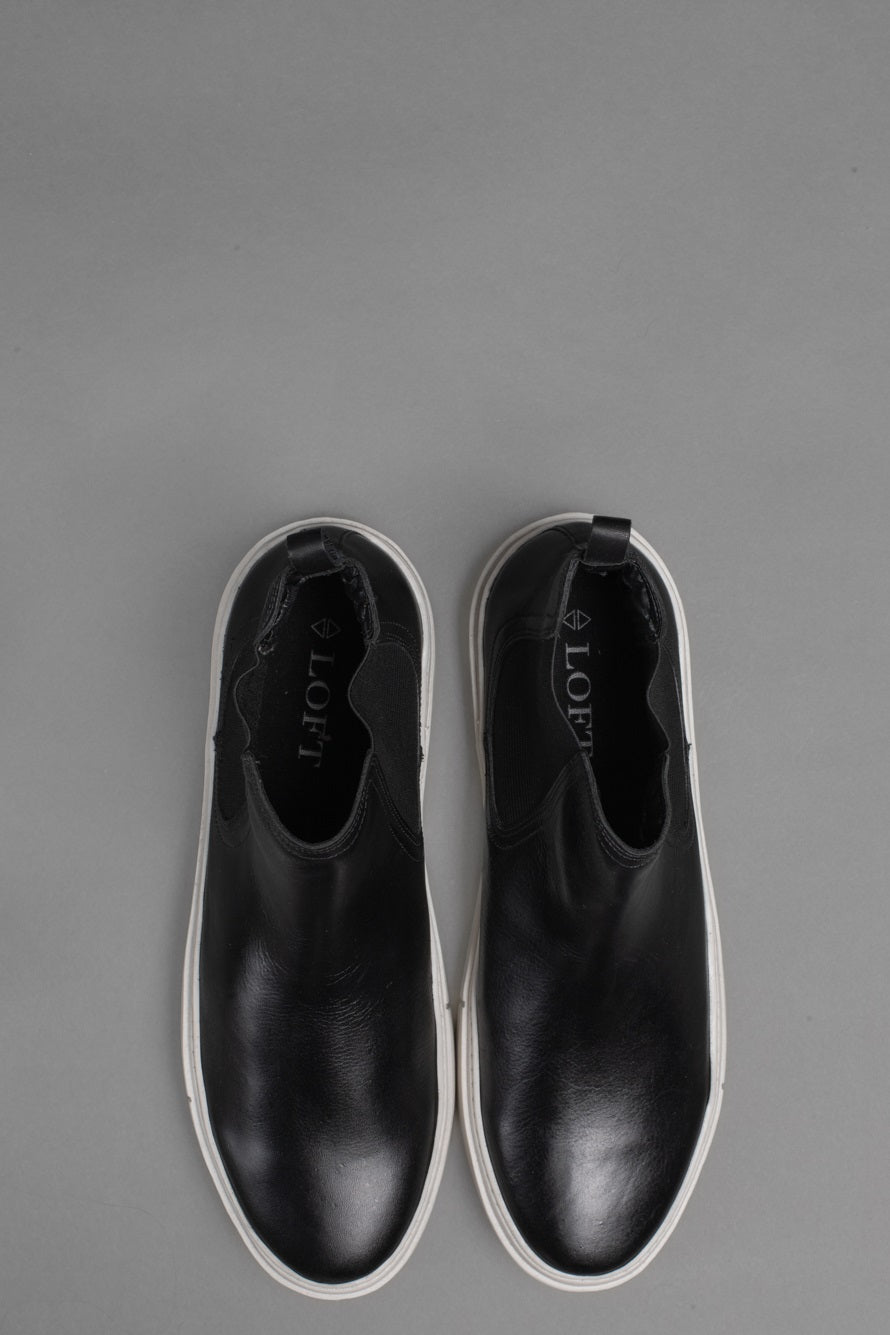 Bota Chelsea de Couro - Preto