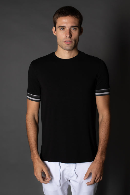 Camiseta Manga Curta Slim Faixa Manga - Preto