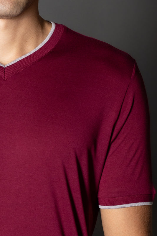 Camiseta Manga Curta Gola v Botão Lateral - Bordo