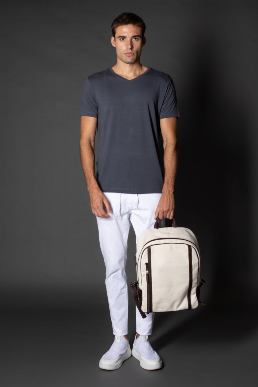Camiseta Manga Curta Slim Gola v Corte a Fio - Cinza Escuro