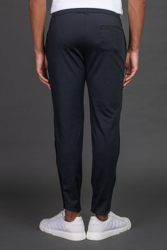 Calça Slim Com Faixa Lateral - Preto