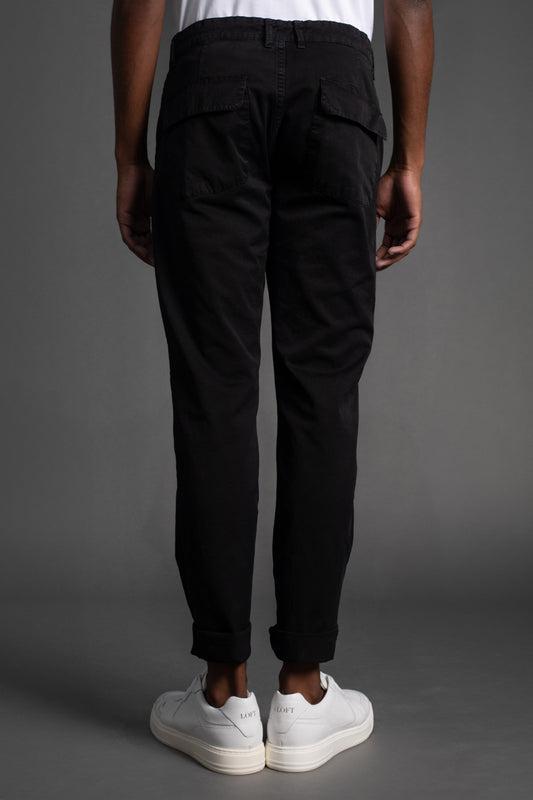 Calça Chino Slim Com Cordão - Preto