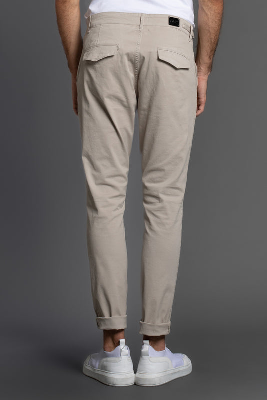 Calça Chino Slim Com Bolso Cargo - Khaki