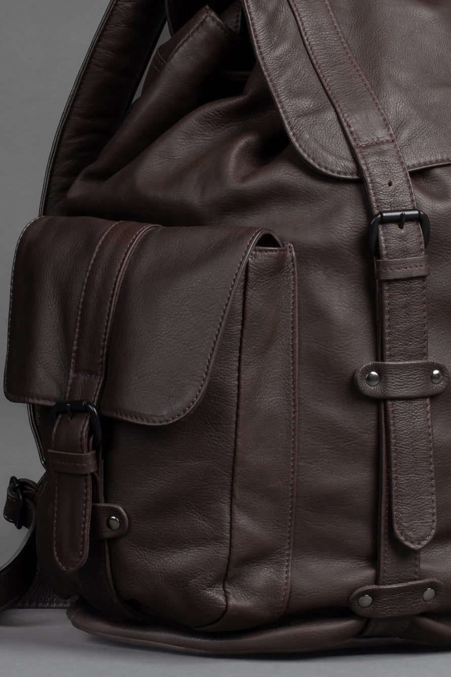 Mochila de Amarrar 2 Bolsos - Marrom Escuro