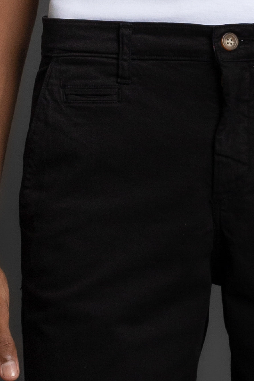 Bermuda Chino Clássica - Preto