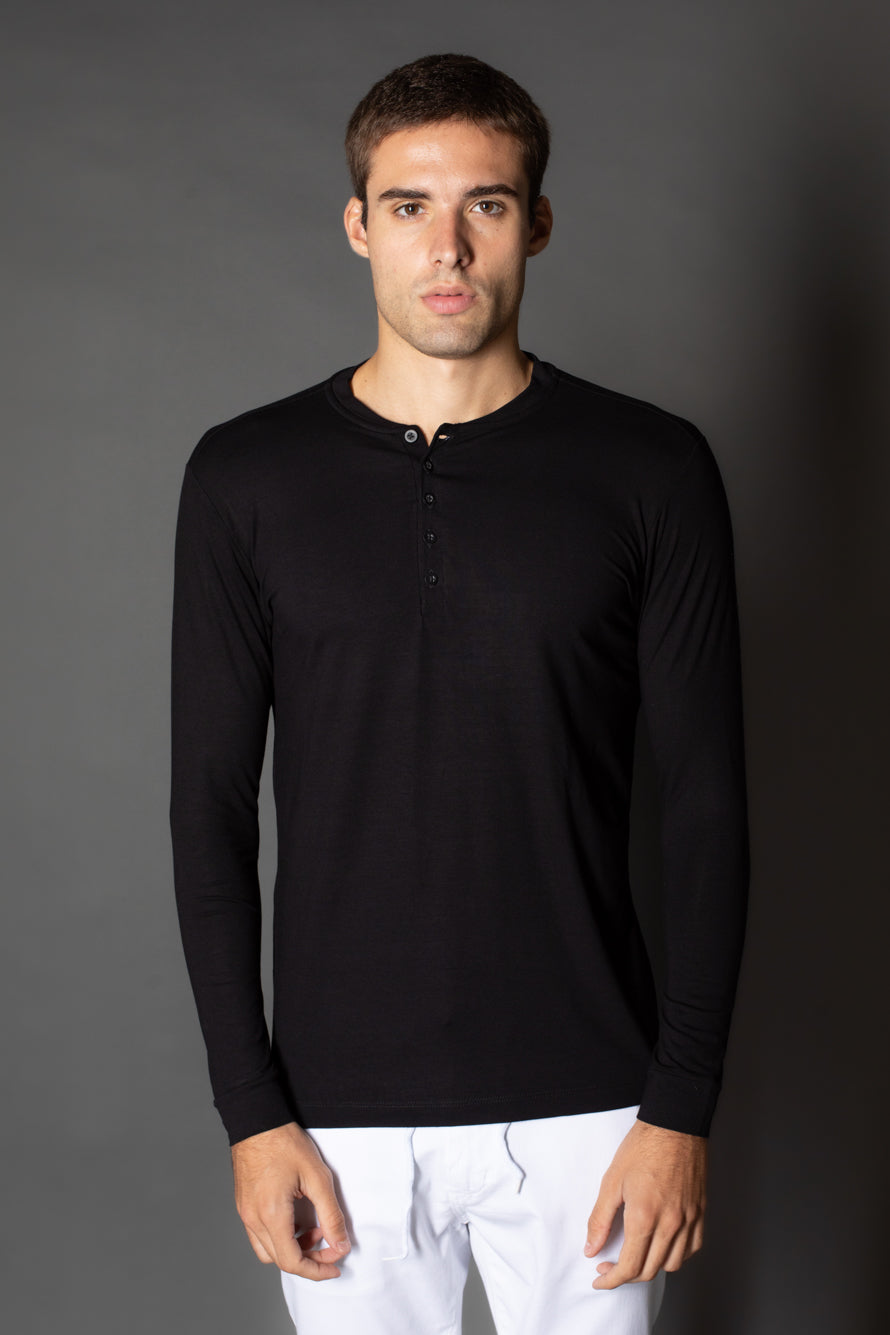 Camiseta Manga Longa Slim Gola Portuguesa 5 Botões - Preto