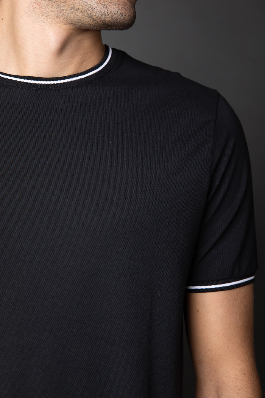 Camiseta Manga Curta Slim Pique Friso Duplo - Preto