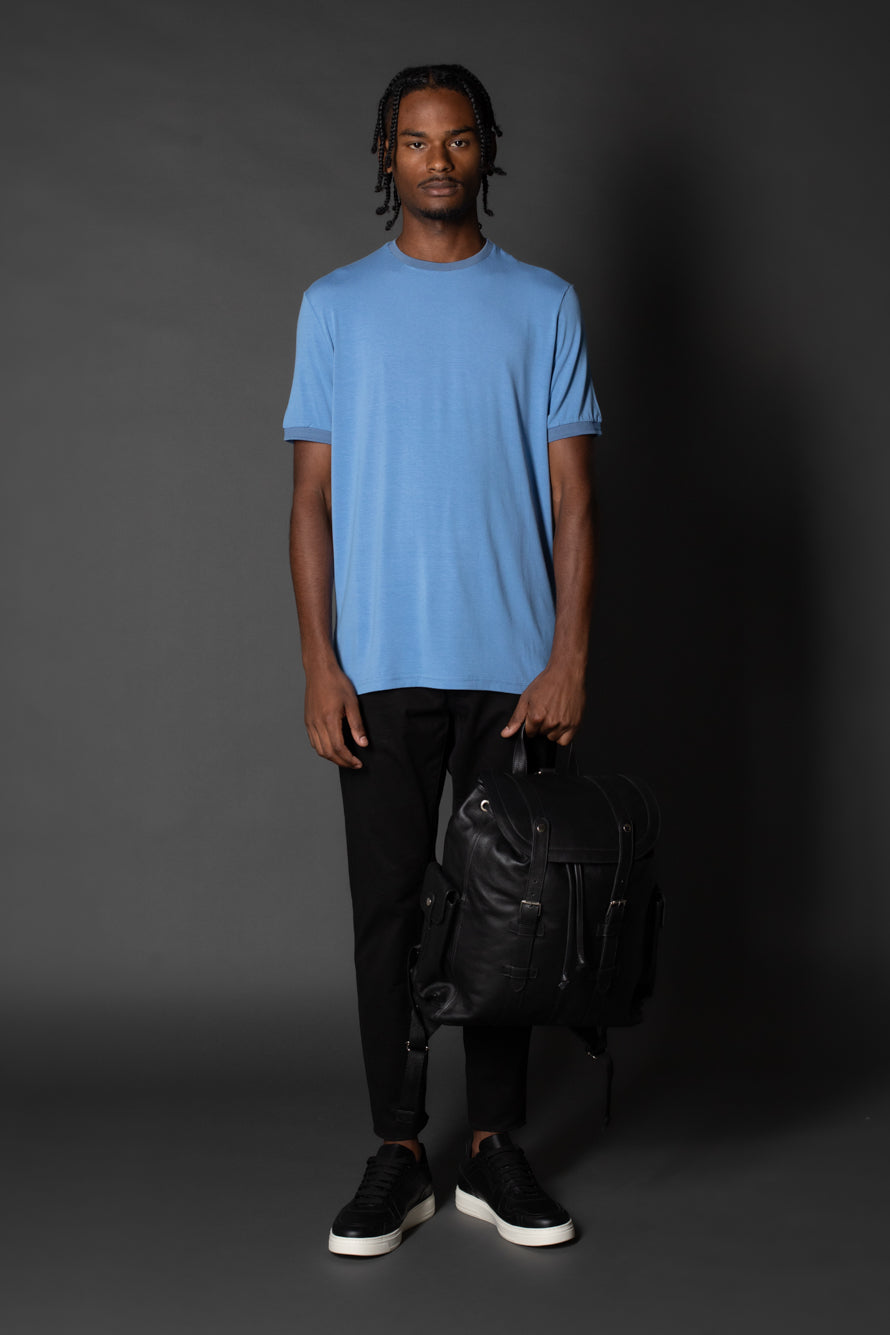 Camiseta Manga Curta Slim Botão Lateral - Azul.