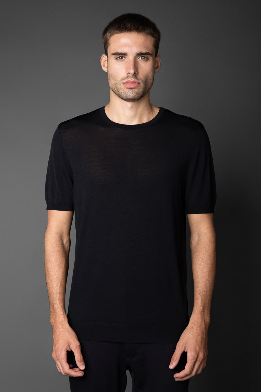 Camiseta Manga Curta Slim Gola Redonda Retilínea - Preto