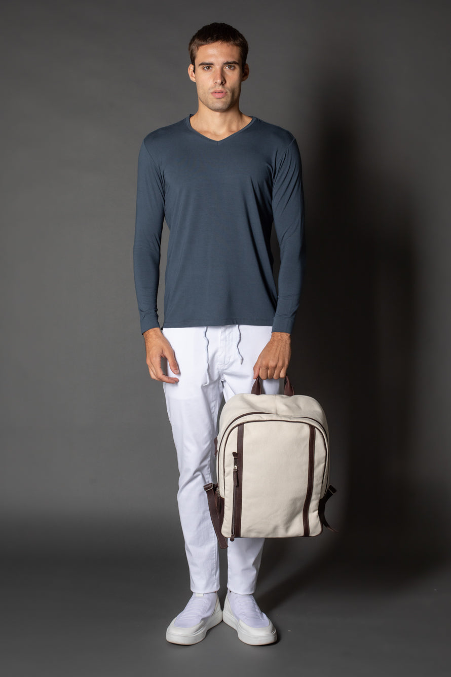 Camiseta Manga Longa Gola Slim Gola v Corte a Fio - Cinza Escuro