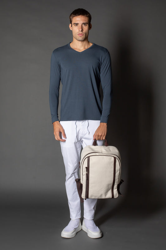 Camiseta Manga Longa Gola Slim Gola v Corte a Fio - Cinza Escuro