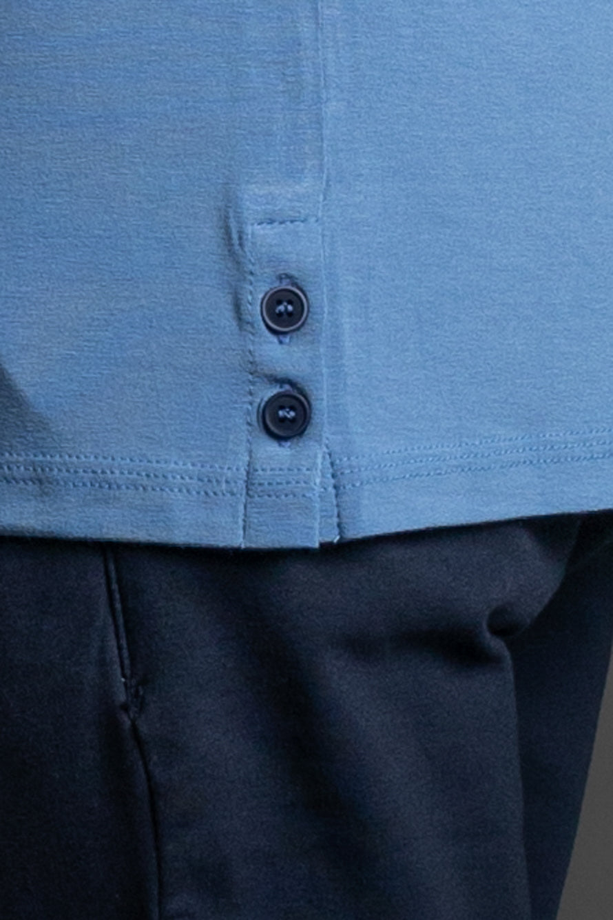 Camiseta Manga Curta Gola v - Azul.