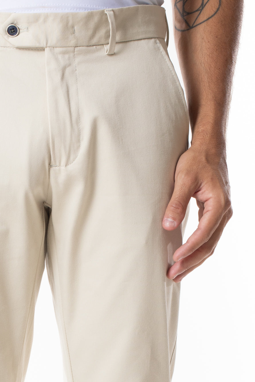 Calça Sarja Bolso Faca - Bege Claro