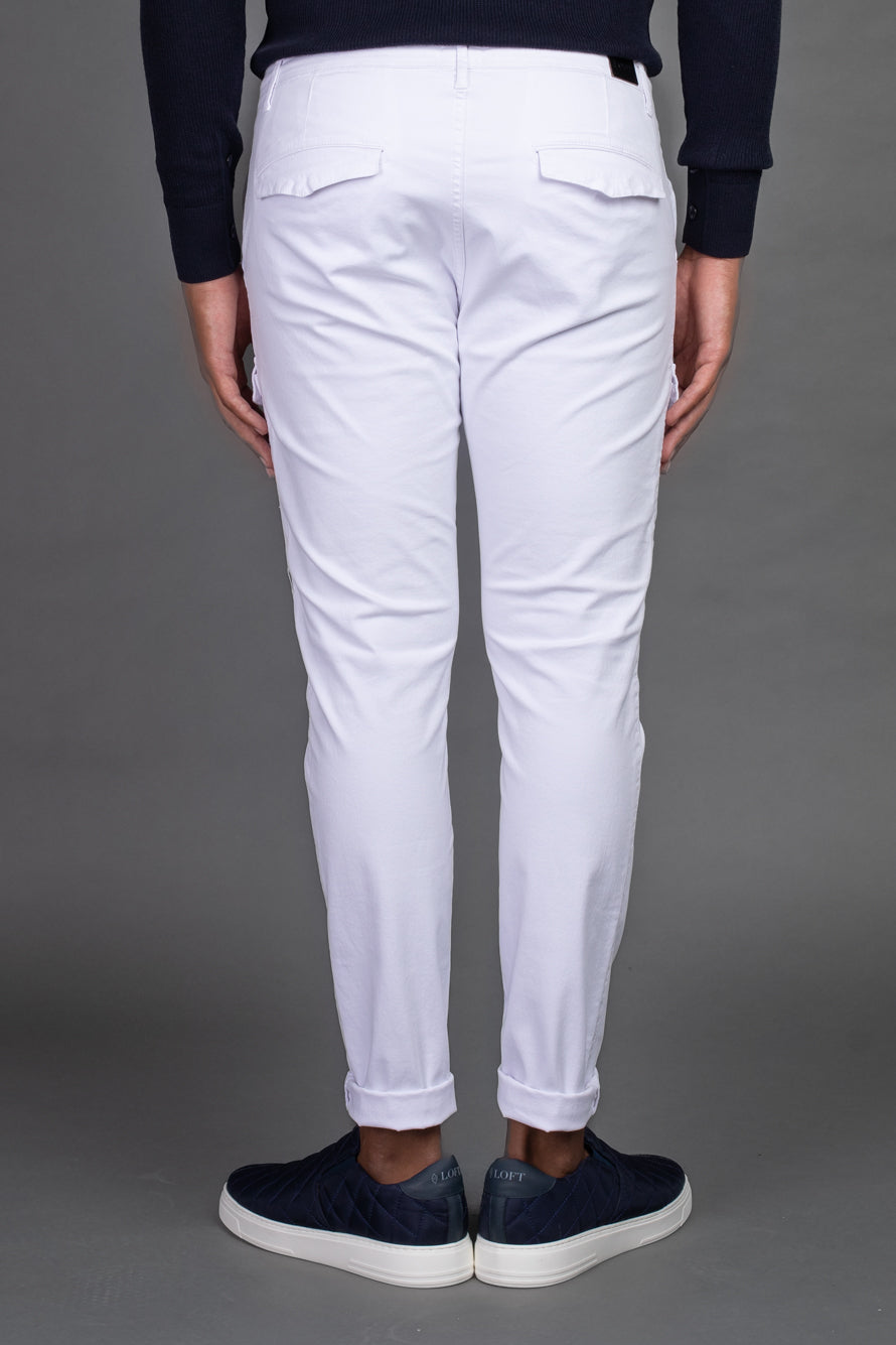 Calça Chino Slim Com Bolso Cargo - Branco