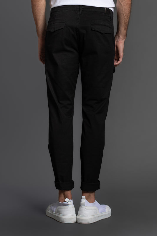 Calça Chino Slim Com Bolso Cargo - Preto