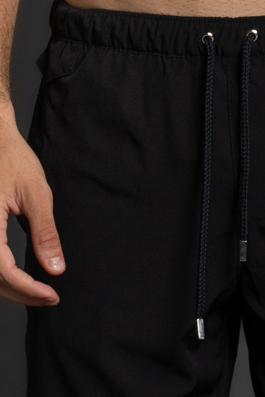 Shorts Liso Bolso Falso - Preto