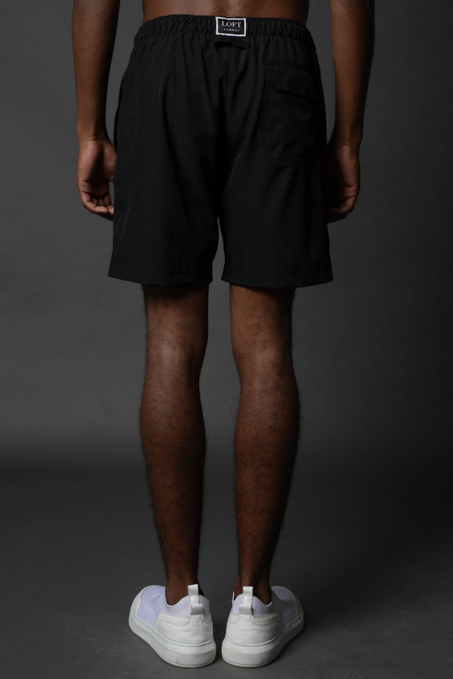 Shorts Liso Bolso Grande - Preto