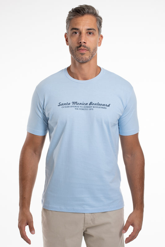 Camiseta Gola Careca Santa Monica Boulevard - Celeste
