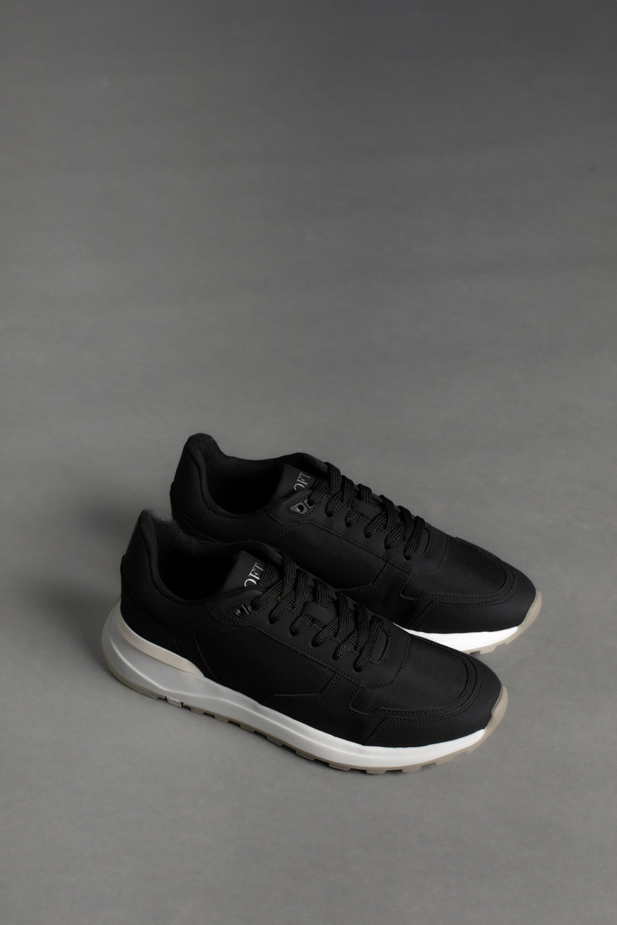 Tênis Couro Recortes Nylon - Preto