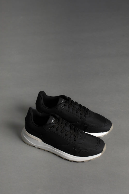 Tênis Couro Recortes Nylon - Preto
