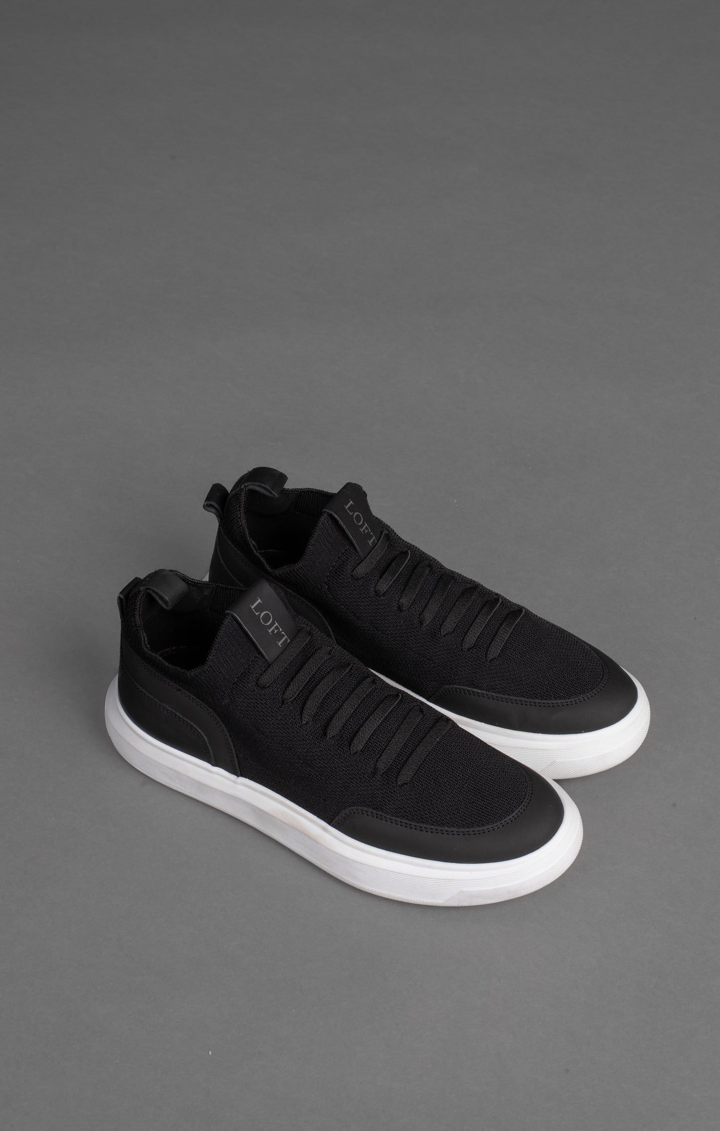 Tênis Casual de Malha - Preto